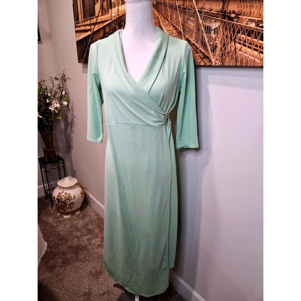 Nwt ASOS Women's Light Green Midi Dress Size 4 - Picture 1 of 6